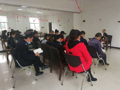 公司組織開展《員工手冊(cè)》及《獎(jiǎng)懲管理辦法》專項(xiàng)培訓(xùn)，強(qiáng)化制度執(zhí)行意識(shí)